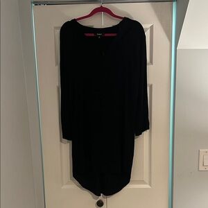 Aakaa Black Tunic Top / Mini Dress Women’s Size M Flowing Long Sleeve